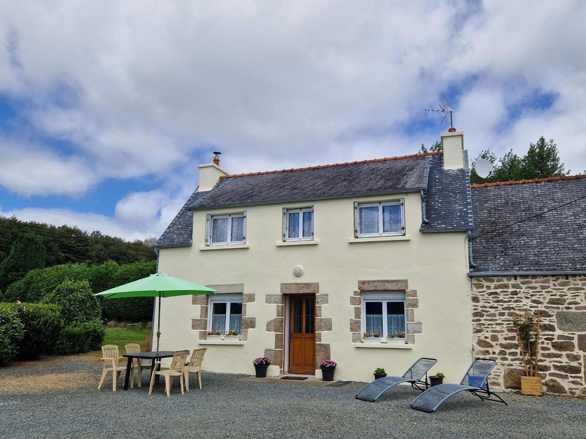 Holiday Home In The Countryside Near The Beach Guerlesquin Eksteriør bilde